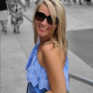 Meet your Posher, Esther